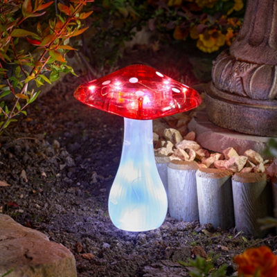 Shop statement solar lighting.