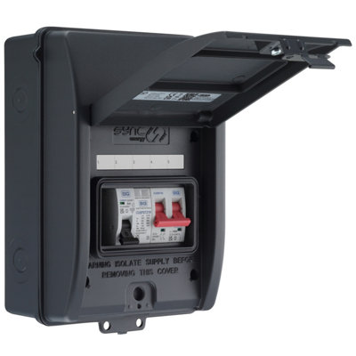 British General Bg Fortress Weatherproof Ip655 Module Populated Ev Kit 100A Main Switch40A McbType 2 Spd from B&Q