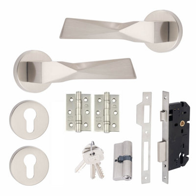 Golden Grace 1 Set Aura Design Euro Lock Complete Internal Door Handle Set 70mm Barrell Key Satin Nickel Finish from B&Q