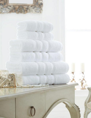Gc Gaveno Cavailia 4 Pack Zero Twist Bath Sheet 90X140 White Quick Absorbent & Super Soft Towels from B&Q