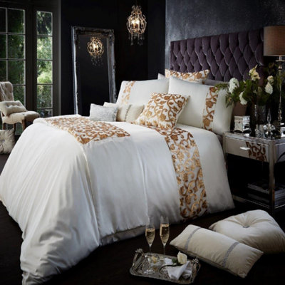 Smart Living Duvet Cover With Pillowcases Polycotton Quilt Bedding Covers Comfy Breathable Comforter Cover SetCream Gold from B&Q
