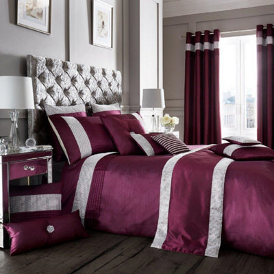 Smart Living Duvet Cover With Pillowcases Polycotton Quilt Bedding Covers Comfy Breathable Comforter Cover SetAubergine from B&Q