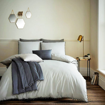 Smart Living Duvet Cover With Pillowcases Polycotton Quilt Bedding Covers Comfy Breathable Comforter Cover SetGrey from B&Q