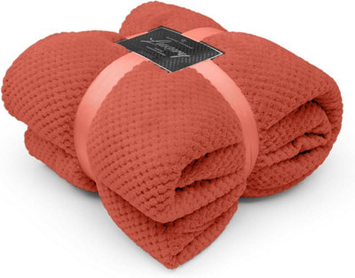 Gc Gaveno Cavailia Fluffy Pop Throw 150X200Cm Rust Lightweight Honeycomb Blanket For Bed Settee Throws For Sofas Couch Chair from B&Q