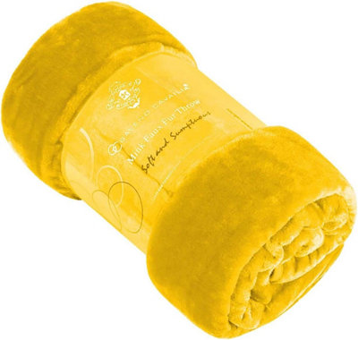 Gc Gaveno Cavailia Luxury Faux Fur Throw 150X200 Cm Ochre Fleece Blanket For Double Bed & Sofa Bed from B&Q