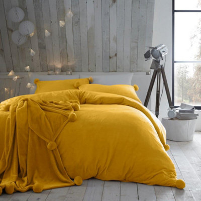 Smart Living Teddy Bear Fluffy Bedding SetThermal Warm & Cosy Super Soft Fleece Duvet Cover Set With PillowcasesOchre from B&Q