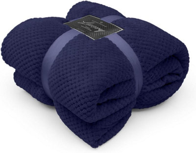 Gc Gaveno Cavailia Fluffy Pop Throw 150X200Cm Navy Lightweight Honeycomb Blanket For Bed Settee Throws For Sofas Couch Chair from B&Q