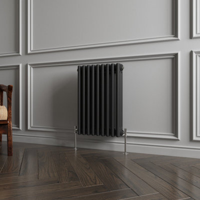 B&Q -  Horizontal Traditional 3 Column Radiator Black (H)600mm (W)425mm 2680 Btu Cast Iron Style Radiator Central Heating