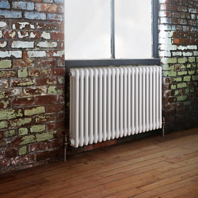 B&Q -  White Horizontal Cast Iron Style Triple Column Radiator 600mm X 1010mm