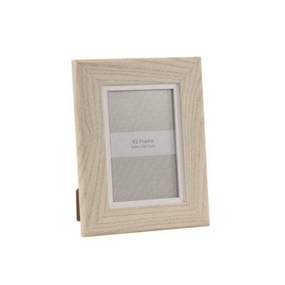 B&Q -  White Wood Grain Photo Frame4X6