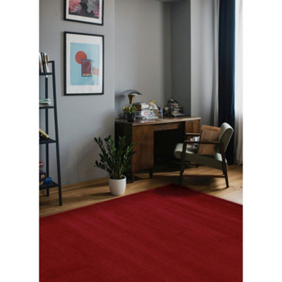 Melrose Colorama Plain Red Small Indoor Area Rug 080/150Cm from B&Q