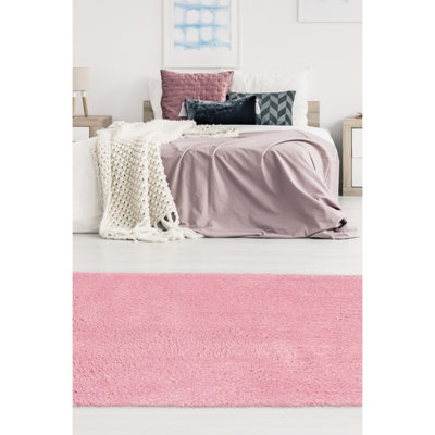 B&Q -  Super Soft Venus Shaggy Snuggly Plain Pink X-Large Area Rug 200/290Cm