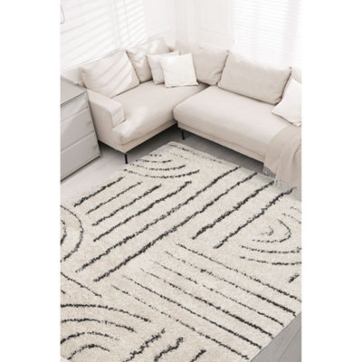 Melrose Voyage Shaggy Ivory Lines Patterned Indoor Medium Area Rug 120/170Cm from B&Q