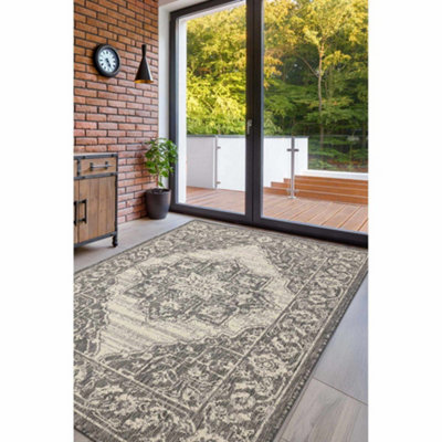 Melrose County Sisal Inspired Traditional Medallion Small Grey Non-Slip Area Rug 060/110Cm from B&Q