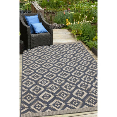 Melrose Eden Genesis Navy Indoor Outdoor Large Area Rug 3mm Pile Height160/230Cm from B&Q