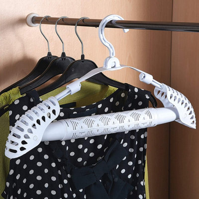  - Dehumidifying Clothes Hanger With Reusable Moisture Sachets And Easy To Read Moisture IndicatorMax Load 5Kg