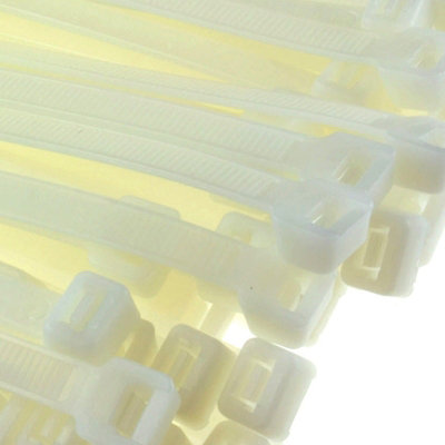 Entie Natural White Cable Ties 7.2mm X 500mm Nylon 66 Ul Approved (100 Pack) from B&Q
