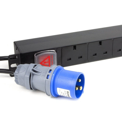 Kenable Pdu Uk Sockets 6 Way To 16A Commando Power Distribution Unit Horizontal 3M from B&Q