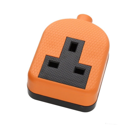 Kenable Uk Mains Power Rewireable Socket For Extension Cable Single Gang Orange 13A from B&Q