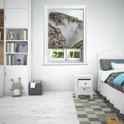 B&Q -  Photographic Blackout Roller Blinds For Bedroom Windows(120 X 140 Cm)Mountain Bike Scenic