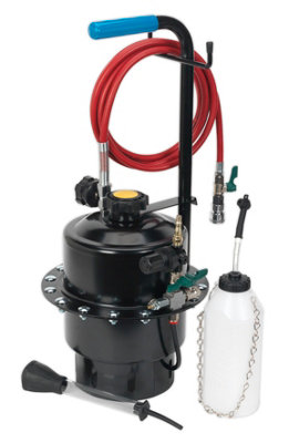 B&Q Sealey Pneumatic Brake & Clutch Pressure Bleeder Kit Vs0204a
