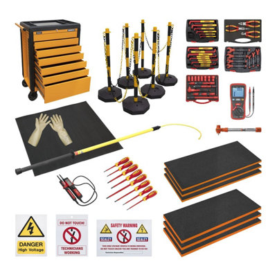 B&Q -  Hvcom1 Ev/hybrid Master Tool Kit 19Pc