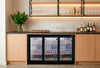Baridi Back Bar Drinks Fridge/cooler With Double Glazed Glass Sliding Door & Security Lock For Commercial & Domestic Settings 307, from B&Q
