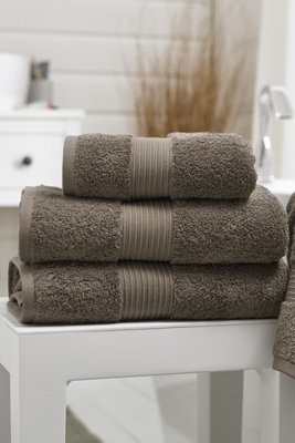 Deyongs Bliss Pima 650Gsm Supersoft Cotton Towels from B&Q