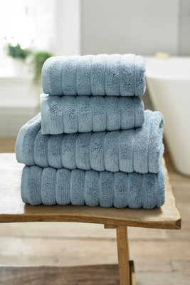 The Lyndon Company Ribbleton Zerotwist Cotton Bath Towel