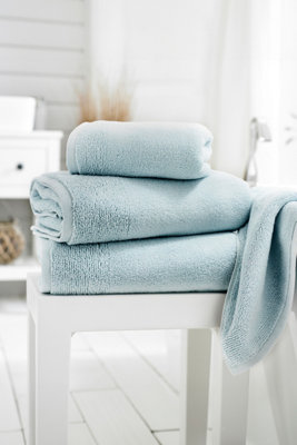Deyongs Palazzo Ultimate Plush Cotton Towels from B&Q