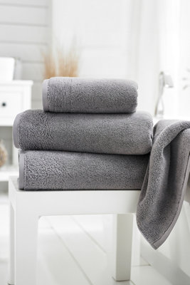 Deyongs Palazzo Ultimate Plush Cotton Towels from B&Q