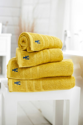 Lobster Creek Kaleidoscope 550Gsm Combed Cotton Towels from B&Q