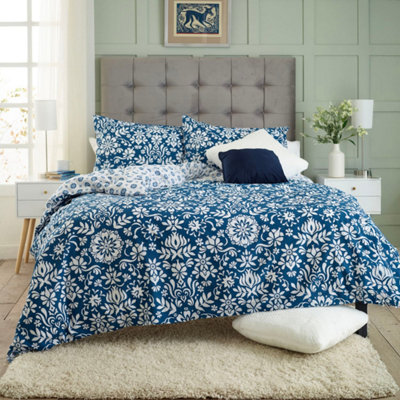 Deyongs Ornamental Tile 100% Cotton Floral Duvet Set