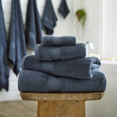 Deyongs Egyptian Embrace Egyptian Cotton Bathroom Towels 550Gsm FluffySoft & Absorbent from B&Q