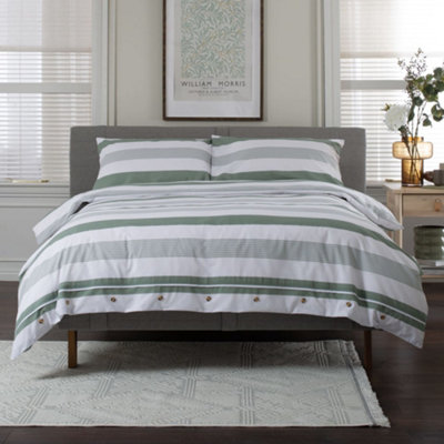 The Lyndon Company Next Level 100% Cotton Duvet Set With Cuff Detailing And Mock Horn Buttons