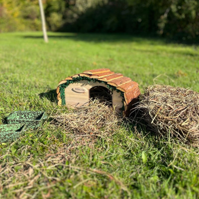 Selections Wooden Hedgehog House With Ceramic Food & Water Dish Set & Nesting Straw from B&Q