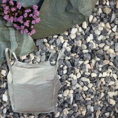 Kelkay Alaskan Mix  Premium Aggregates Chippings Bulk Bag 750Kg from B&Q