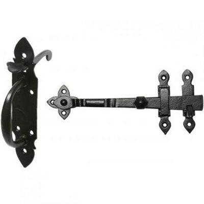 Kirkpatrick 8.5 Inch Suffolk LatchBlack (1684) from B&Q