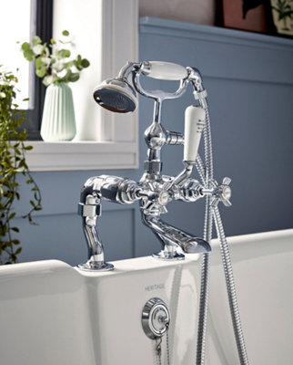 Heritage Dawlish Traditional Chrome Bath Shower MixerBathroom Tap With Single-Function Handset from B&Q