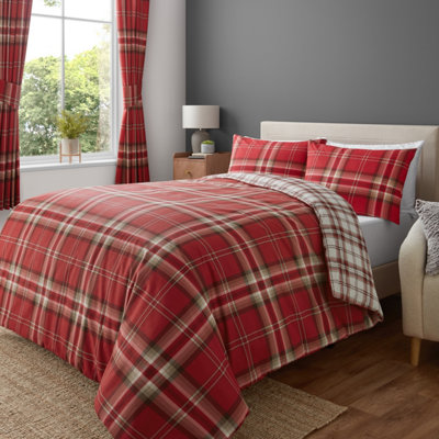 Catherine Lansfield Bedding Kelso Check Duvet Cover Set With Pillowcases Red