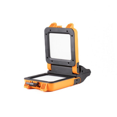 Vaunt 20W Cordless Adjustable Dual Site Floodlight 2000 Lumen 60M Beam 3 Modes from B&Q
