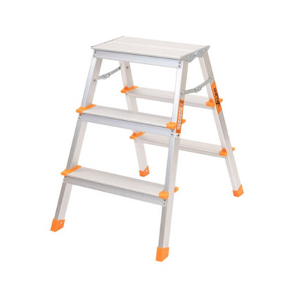 Vaunt 3 Tread Step Stool Mini Step Ladder Lightweight Step Up Platform V2002026 from B&Q