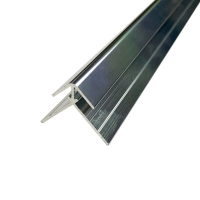 Splashwall Alloy Panel External Corner Joint (L)2440mm (W)31mm (T)4mmPolished Silver Effect from B&Q