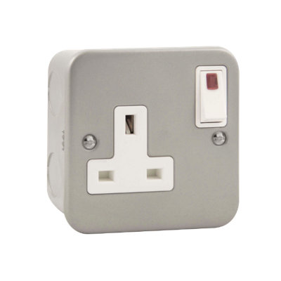 Click Scolmore Metal Clad 1 Gang 13A Double Pole Switched Socket With NeonCl835 from B&Q