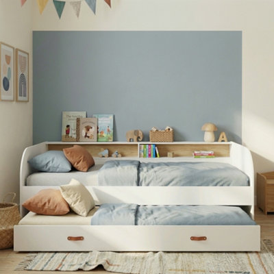Noa And Nani Noa & Nani Day Bed With Pull-Out Trundle In White & Pine Helene
