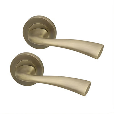 UAP Limited Uap Scimitar Matt Antique Brass Internal Door Handles Pair- Premium Range Zinc Round Rose Lever Design from B&Q