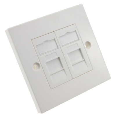 Kenable Shielded Rj45 Face Plate Cat6A Toolless Double Port With Euro Modules from B&Q