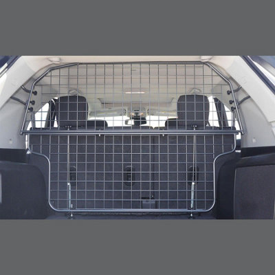 Travall Dog Car Barrier For Chevrolet Equinox (2009-2016) from B&Q