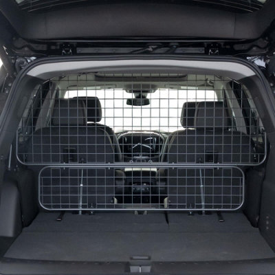 Travall Dog Car Barrier For Chevrolet Traverse (2017- ) from B&Q