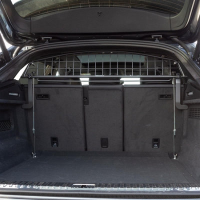 Travall Dog Car Barrier For Audi Q8 2018- from B&Q